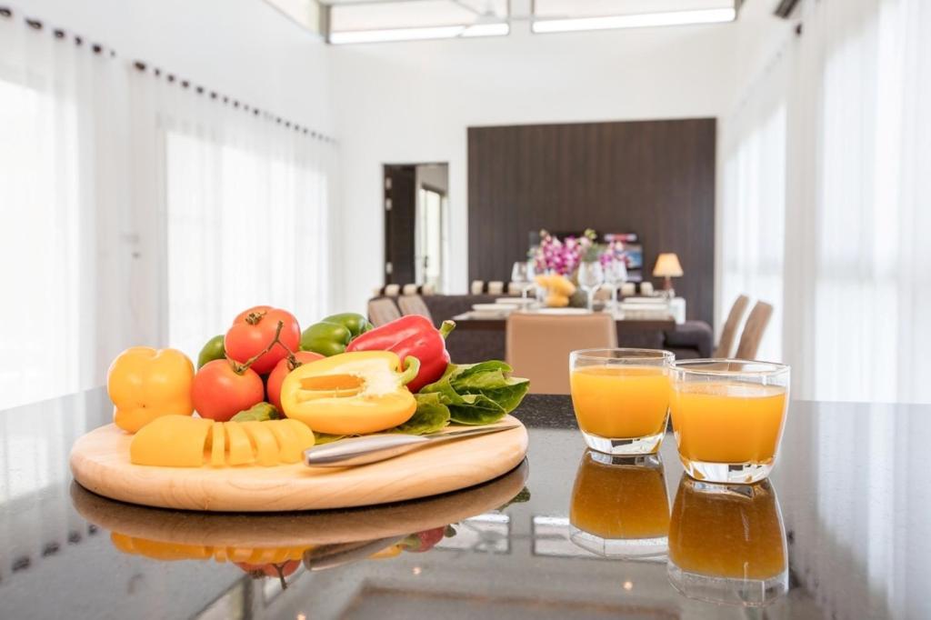 Shanti Villas X Monthstayz Thailand Rawai ภายนอก รูปภาพ